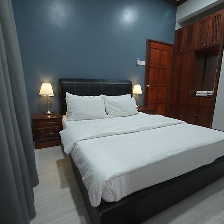 Kesedar Hotel Travel & Tours Sdn Bhd غُوا موسانغ المظهر الخارجي الصورة