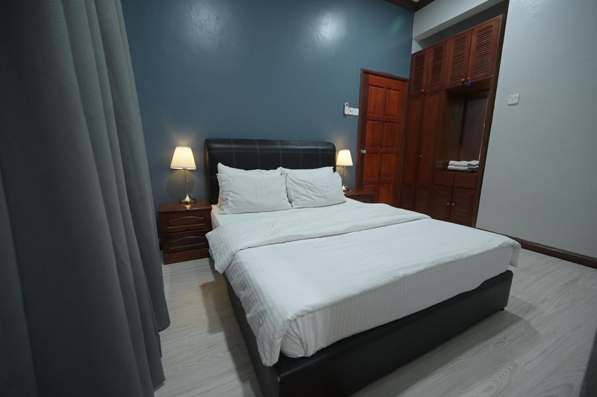 Kesedar Hotel Travel & Tours Sdn Bhd غُوا موسانغ المظهر الخارجي الصورة
